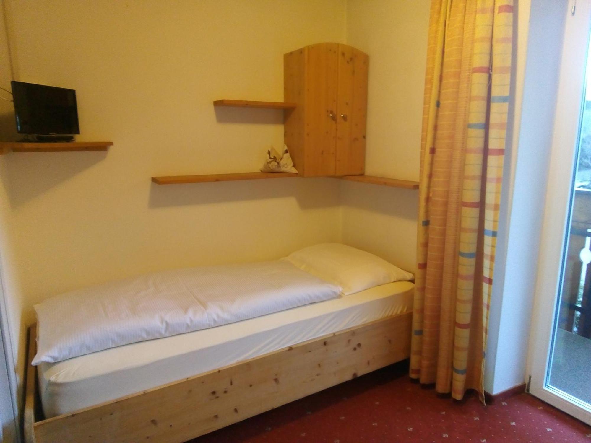 Hotel Schoenwies トローデナ エクステリア 写真