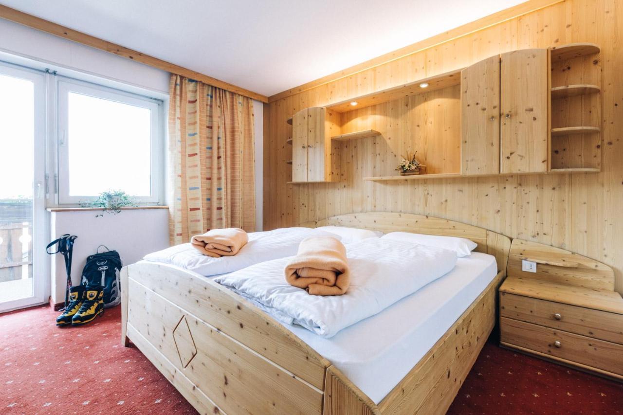 Hotel Schoenwies トローデナ エクステリア 写真