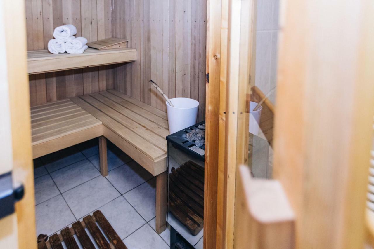 Hotel Schoenwies トローデナ エクステリア 写真